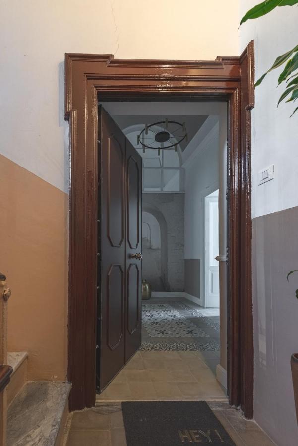 Nitti43 Luxury Apartment Taranto Exterior foto