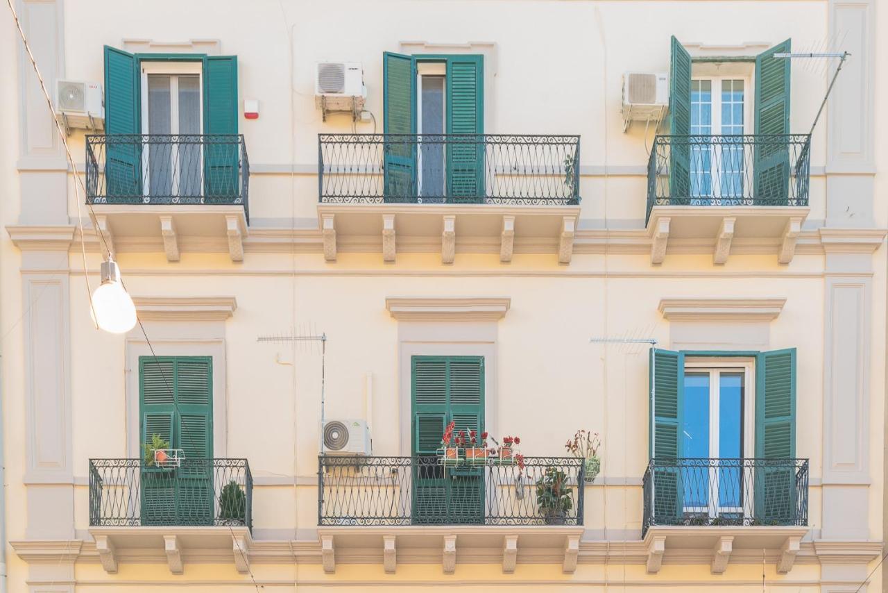 Nitti43 Luxury Apartment Taranto Exterior foto