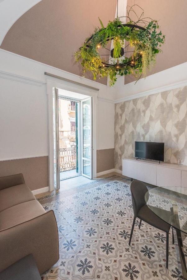 Nitti43 Luxury Apartment Taranto Exterior foto